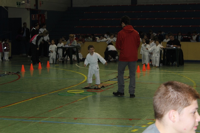 Deporte Infantil Tesuto San