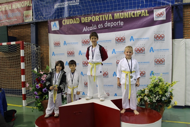 Deporte Infantil Tesuto San