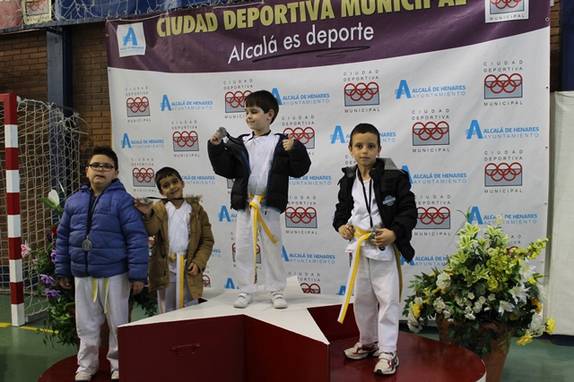 Deporte Infantil Tesuto San