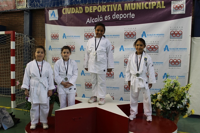 Deporte Infantil Tesuto San