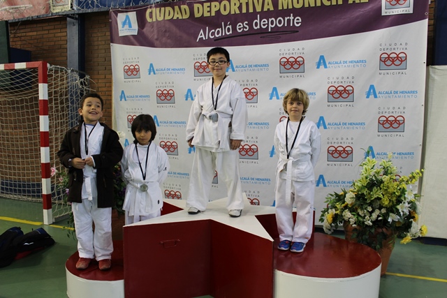 Deporte Infantil Tesuto San