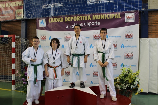 Deporte Infantil Tesuto San