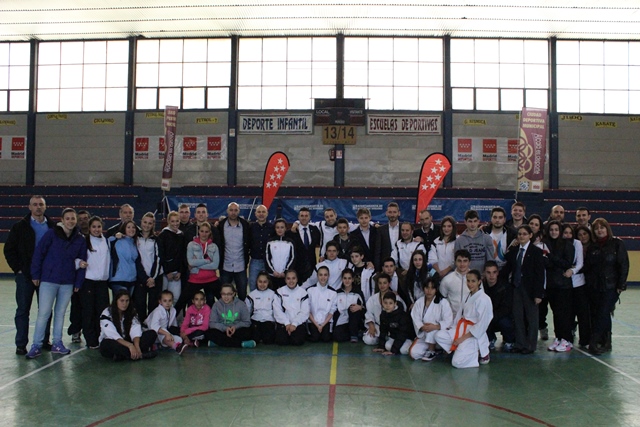 Deporte Infantil Tesuto San