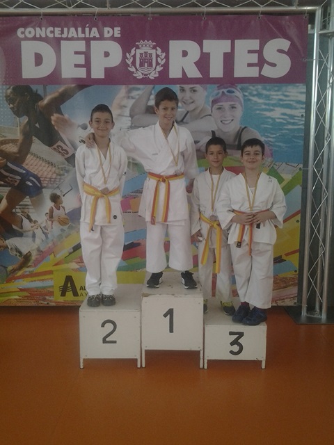 Deporte Infantil Tesuto San