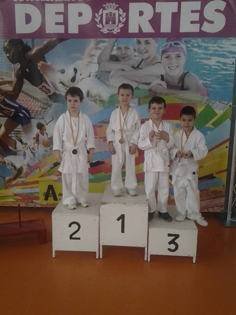 Deporte Infantil Tesuto San