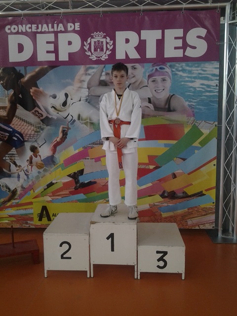 Deporte Infantil Tesuto San