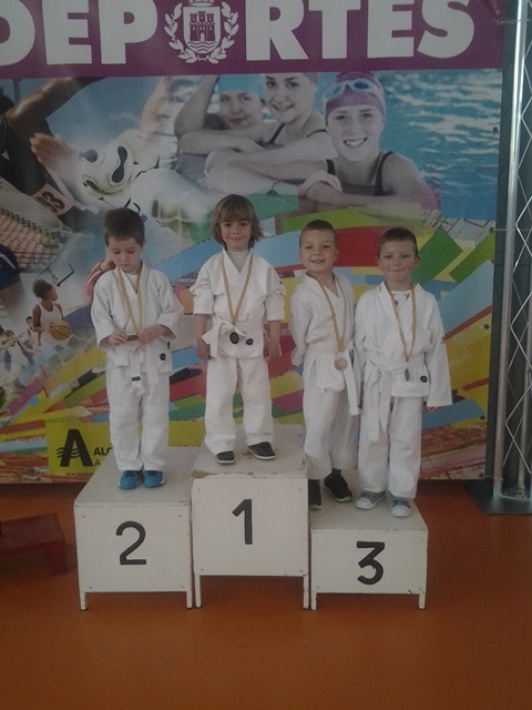 Deporte Infantil Tesuto San
