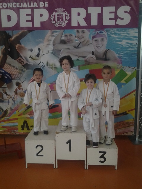 Deporte Infantil Tesuto San