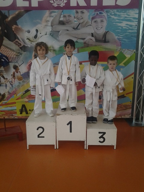 Deporte Infantil Tesuto San