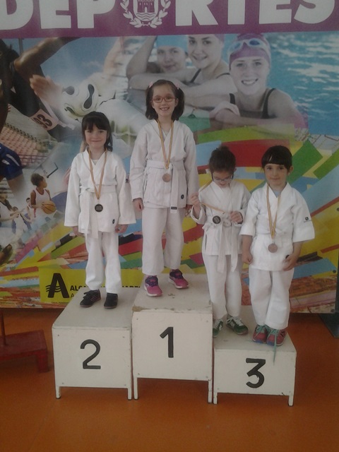 Deporte Infantil Tesuto San