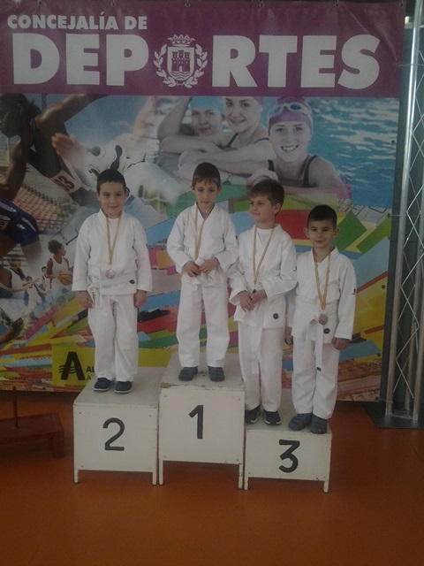 Deporte Infantil Tesuto San