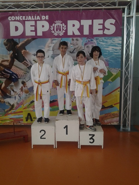 Deporte Infantil Tesuto San