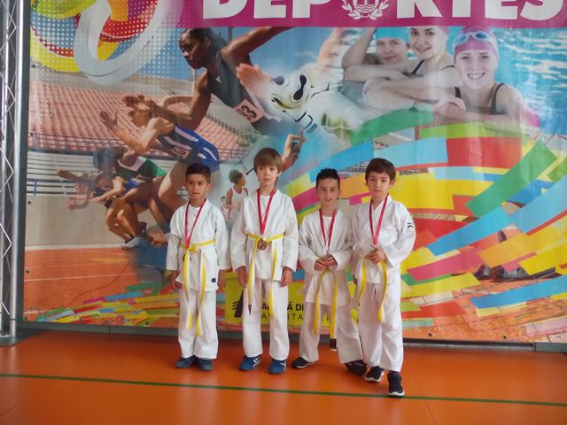 Deporte Infantil Tesuto San