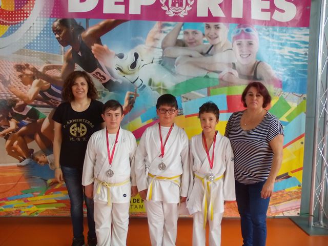 Deporte Infantil Tesuto San