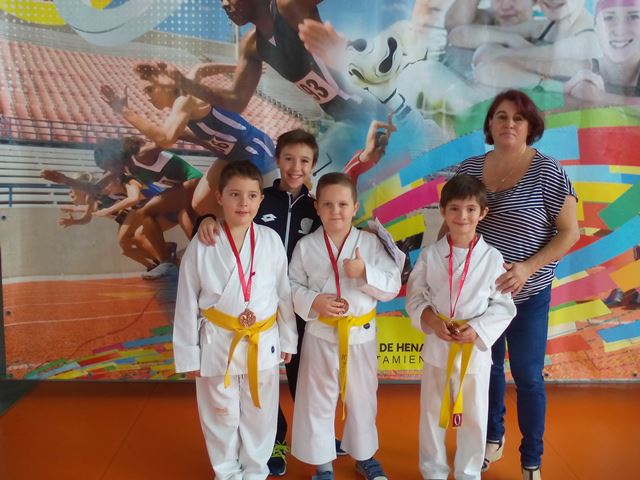 Deporte Infantil Tesuto San