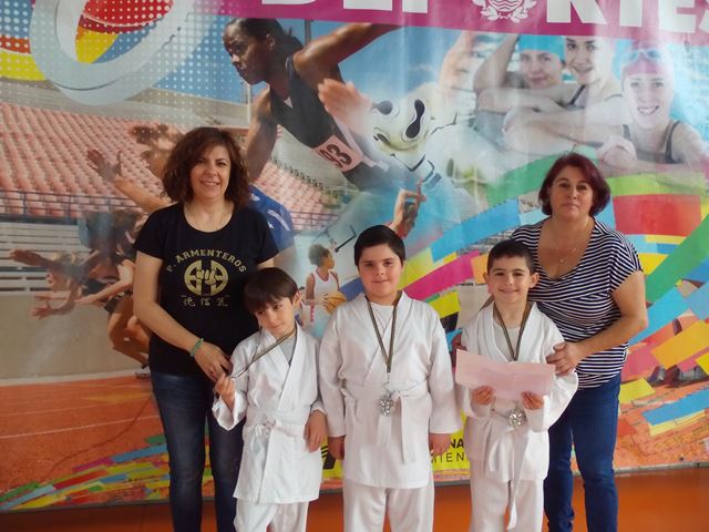 Deporte Infantil Tesuto San