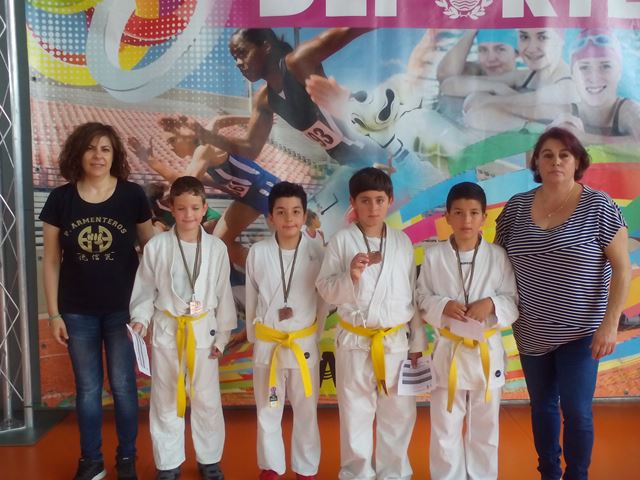 Deporte Infantil Tesuto San