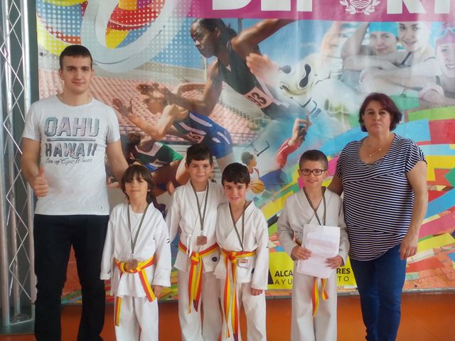 Deporte Infantil Tesuto San