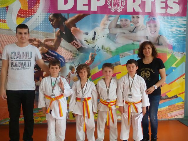Deporte Infantil Tesuto San