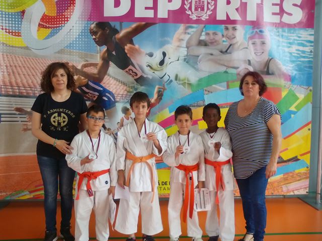 Deporte Infantil Tesuto San
