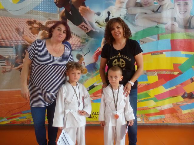 Deporte Infantil Tesuto San