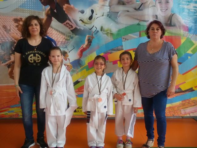 Deporte Infantil Tesuto San