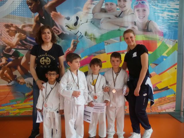 Deporte Infantil Tesuto San