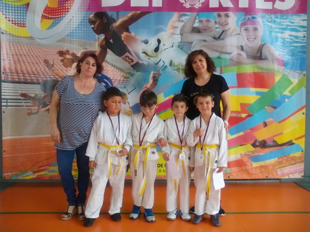 Deporte Infantil Tesuto San