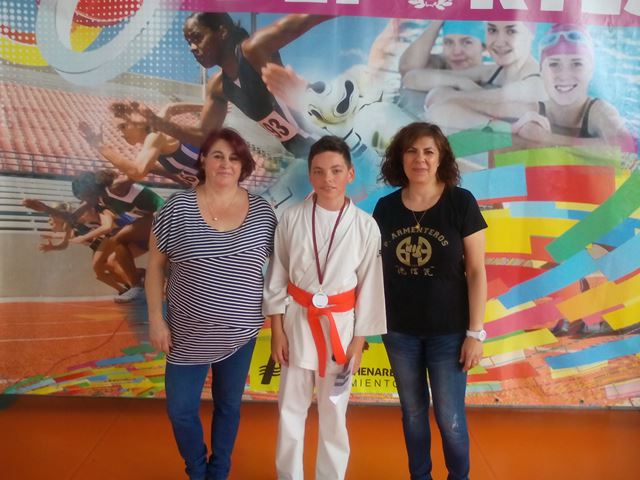 Deporte Infantil Tesuto San