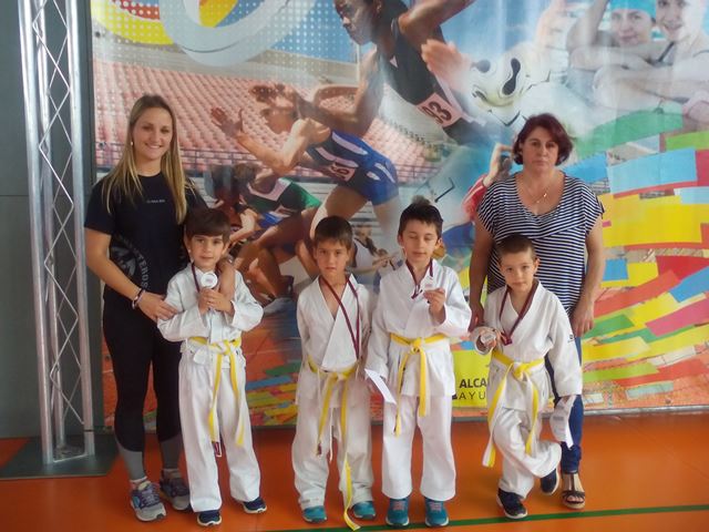 Deporte Infantil Tesuto San