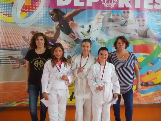 Deporte Infantil Tesuto San