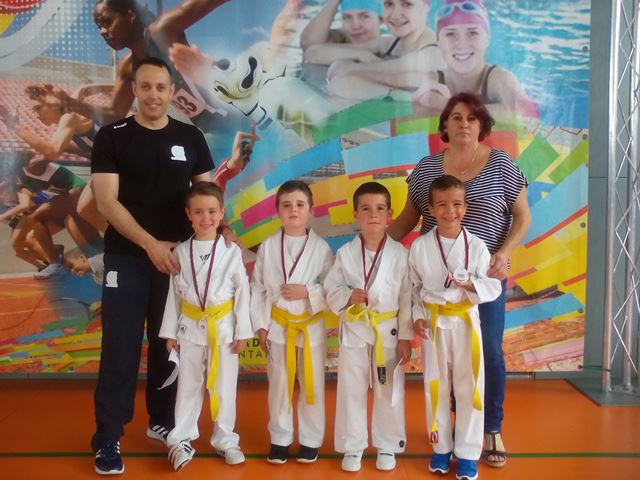 Deporte Infantil Tesuto San