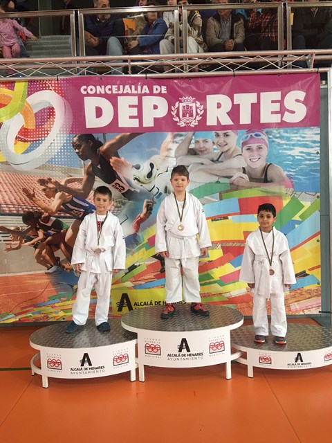 Deporte Infantil Tesuto San