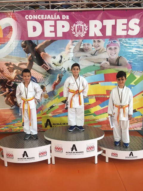 Deporte Infantil Tesuto San