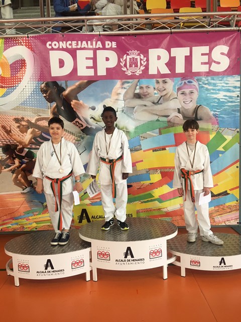 Deporte Infantil Tesuto San