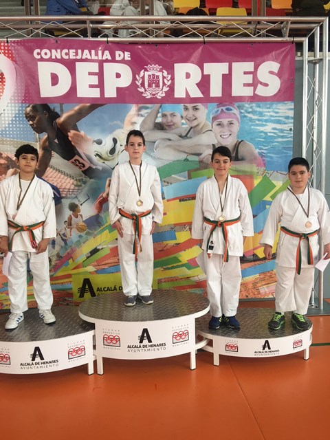 Deporte Infantil Tesuto San