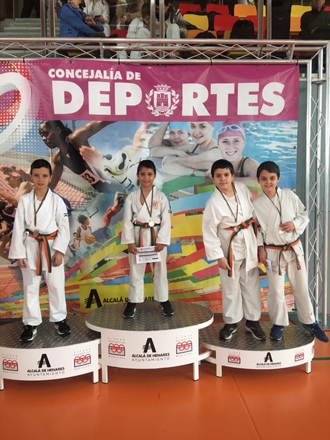 Deporte Infantil Tesuto San