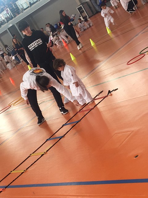 Deporte Infantil Tesuto San