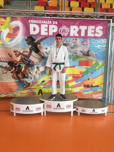 Deporte Infantil Tesuto San
