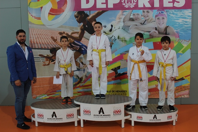 Deporte Infantil Tesuto San