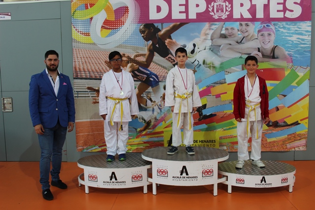 Deporte Infantil Tesuto San