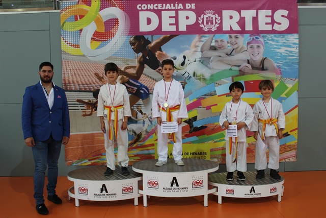 Deporte Infantil Tesuto San