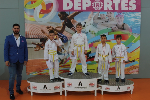 Deporte Infantil Tesuto San