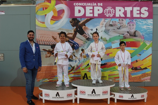 Deporte Infantil Tesuto San