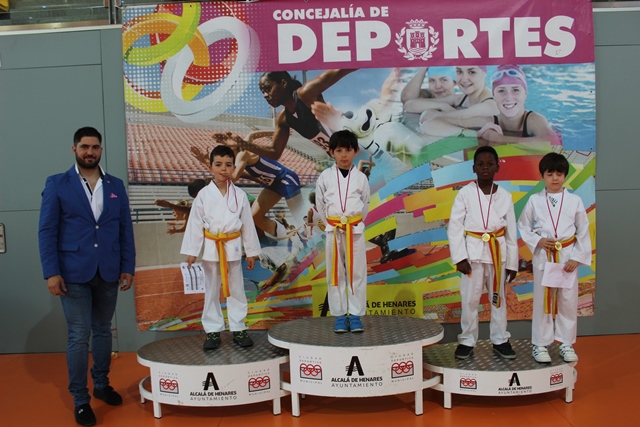 Deporte Infantil Tesuto San
