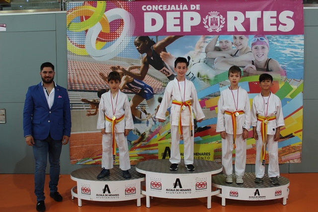 Deporte Infantil Tesuto San
