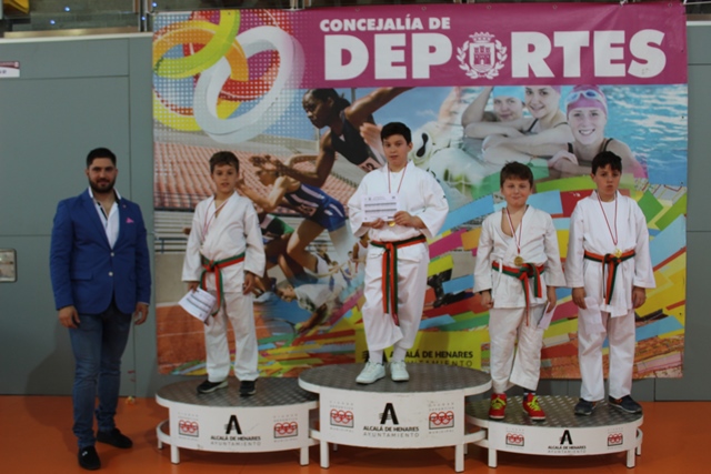 Deporte Infantil Tesuto San