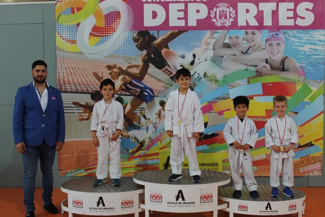Deporte Infantil Tesuto San
