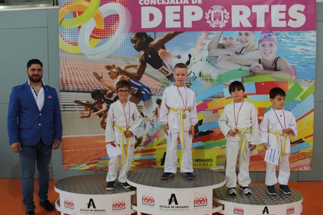 Deporte Infantil Tesuto San