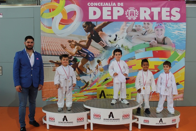 Deporte Infantil Tesuto San
